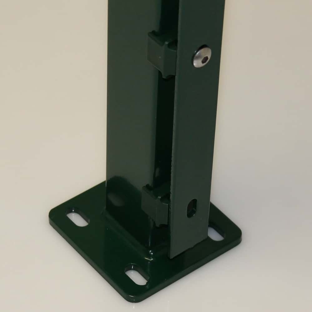 Höhe 0630 mm grün, Zaunpfosten Typ HS Mitte Bodenplatte